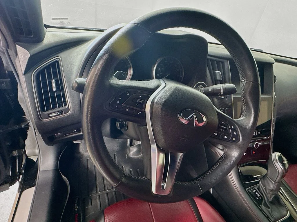 Certified Used 2021 Black INFINITI Red Sport 400 image 13