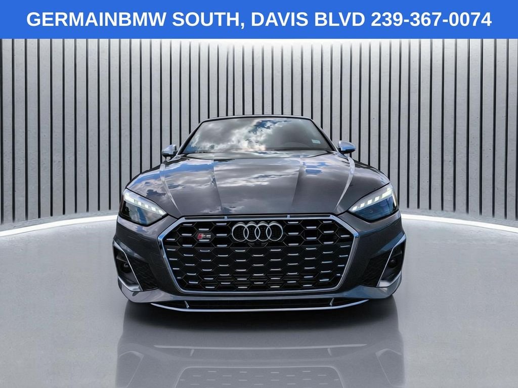 Used 2023 Daytona Gray Pearl Effect/Black Roof Audi 3.0T Premium Plus image 10