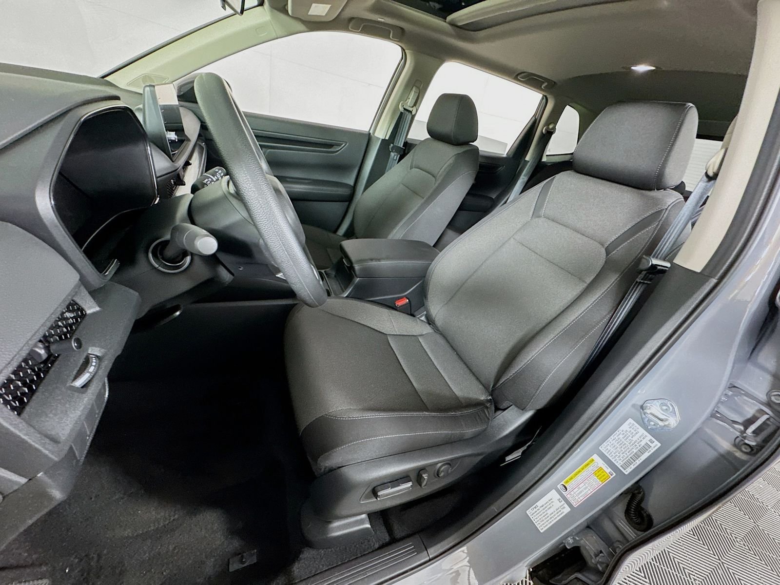 2026 Honda CR-V EX - Photo 12