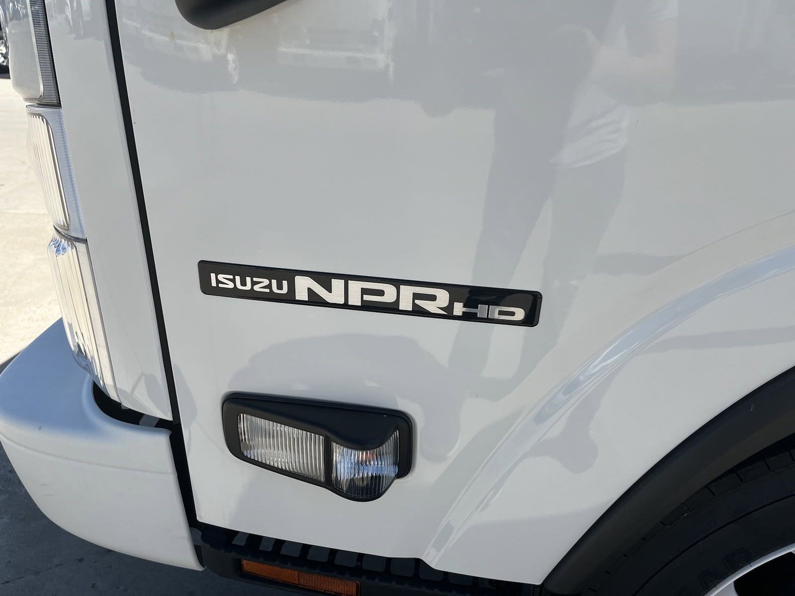 New 2024 White Isuzu  image 11