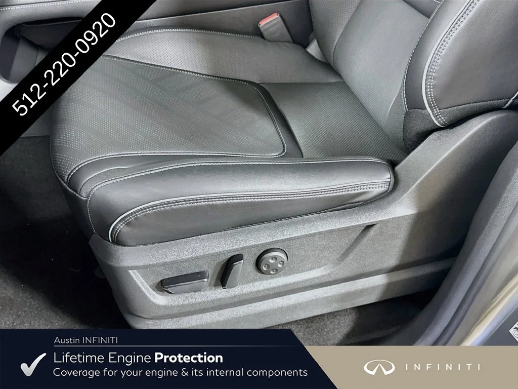 New 2027 Silver INFINITI LUXE image 24