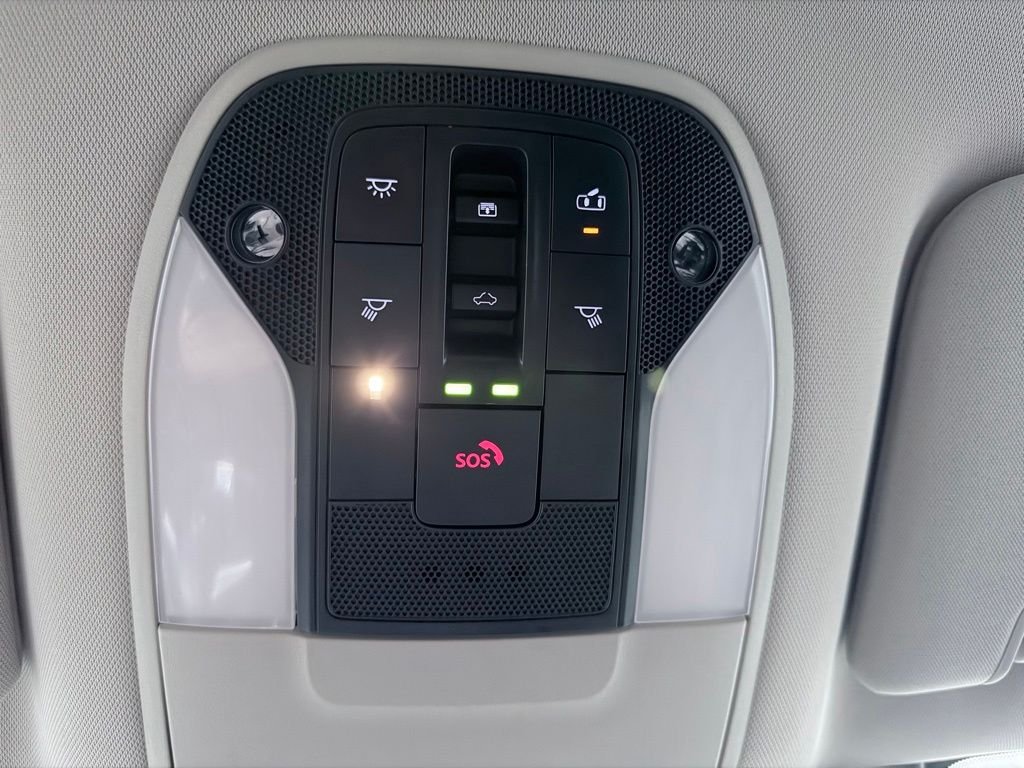 Used 2023 Silver INFINITI PURE image 19