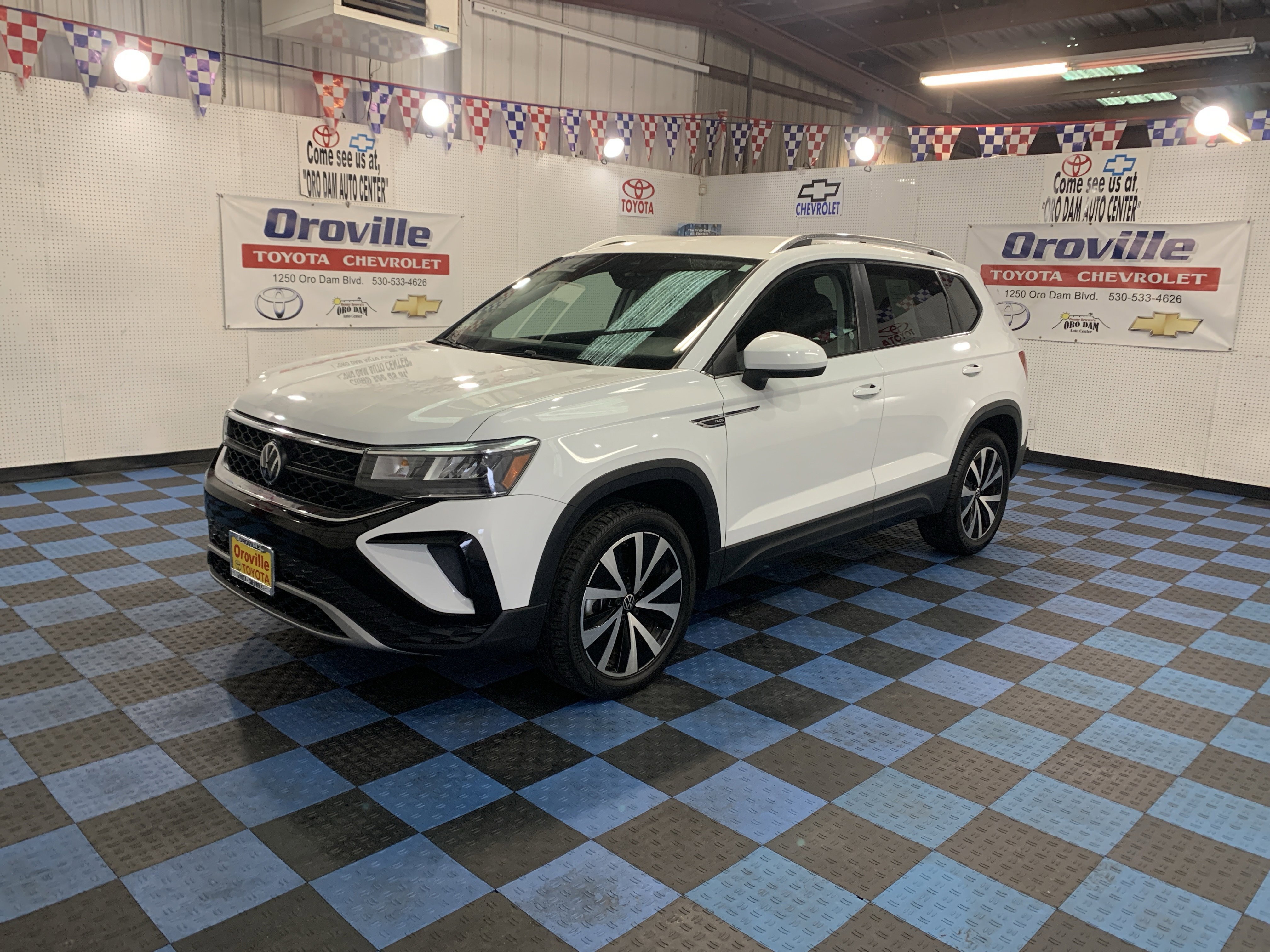 2024 Volkswagen Taos SE