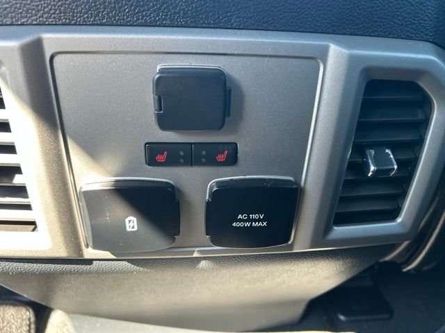 Used 2022 Red Ford Lariat image 18
