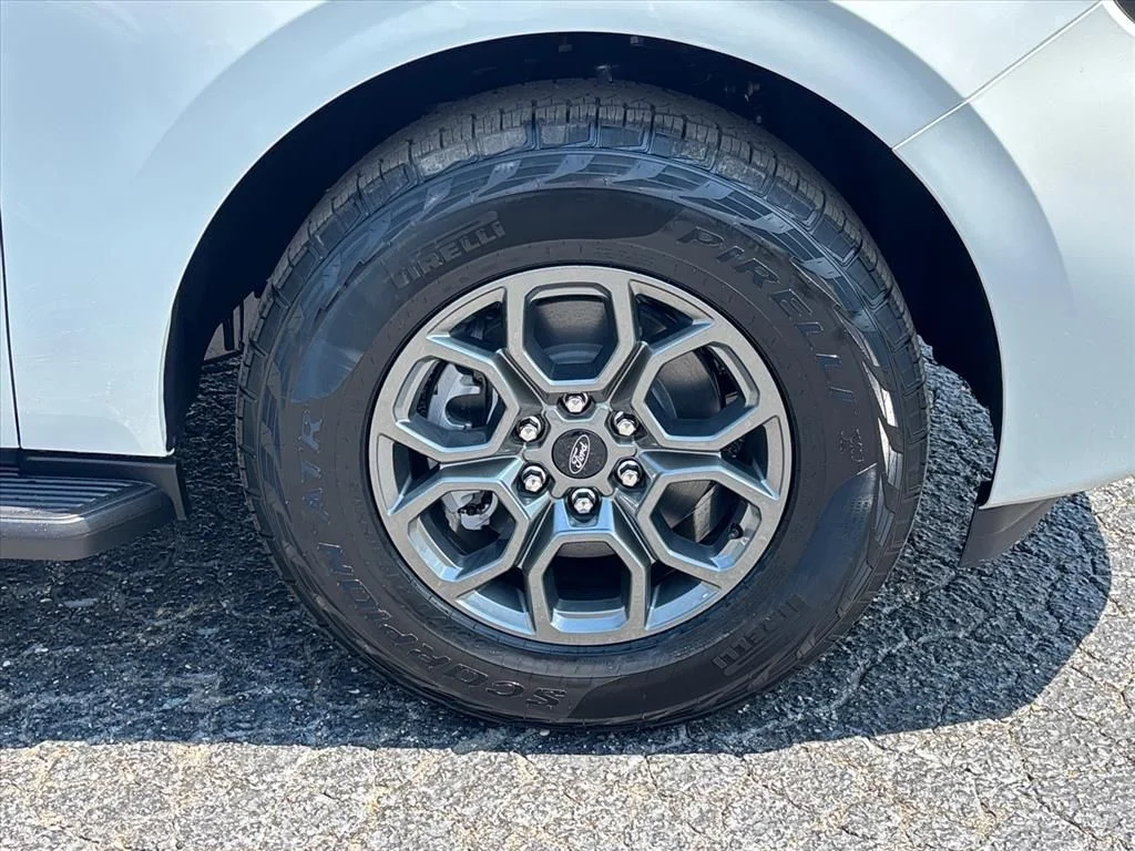New 2027 Star White Metallic Tri-Coat Ford Active image 10