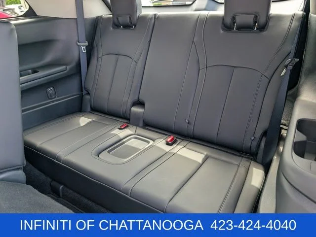 Certified Used 2026 White INFINITI LUXE image 25