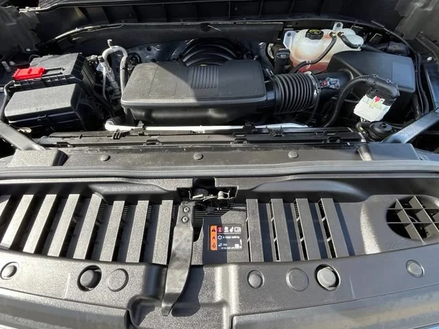 Used 2025 Black Chevrolet LT image 30