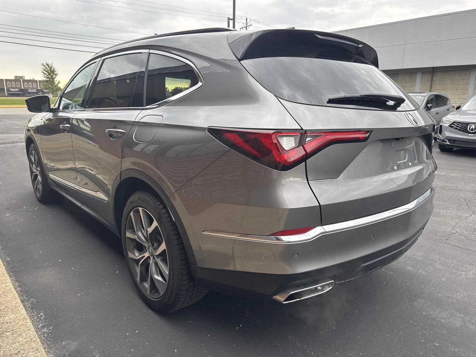Used 2023 Liquid Carbon Metallic Acura SH-AWD w/Tech image 4