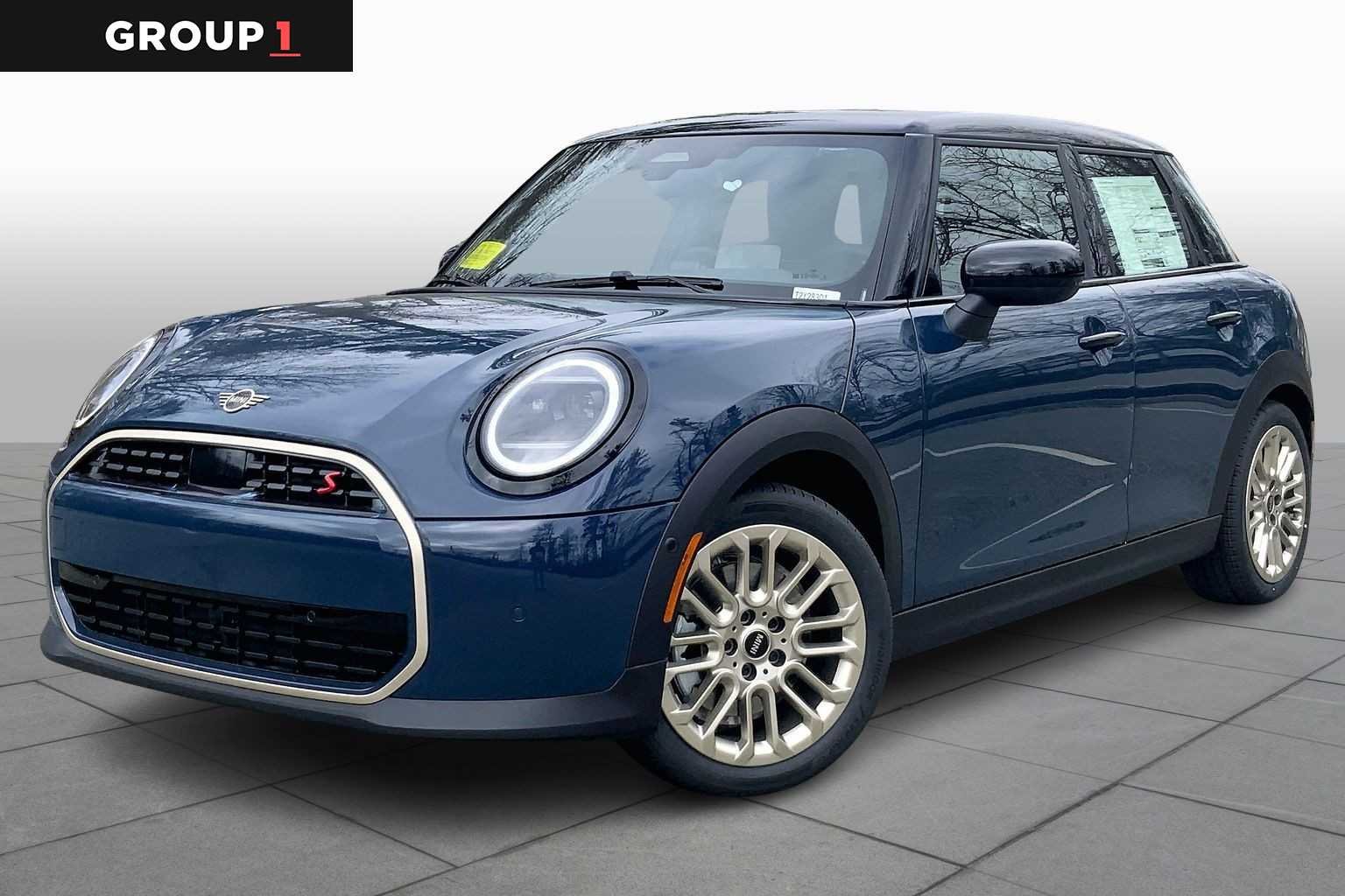 2026 MINI 4 Door Signature Plus