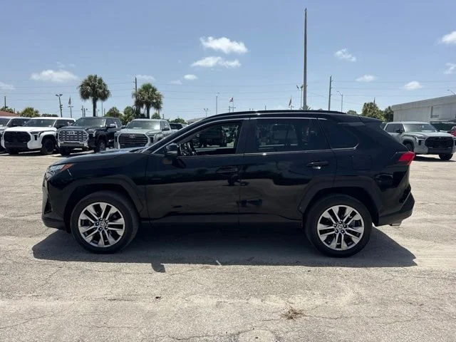 Used 2023 Black Toyota XLE Premium image 15
