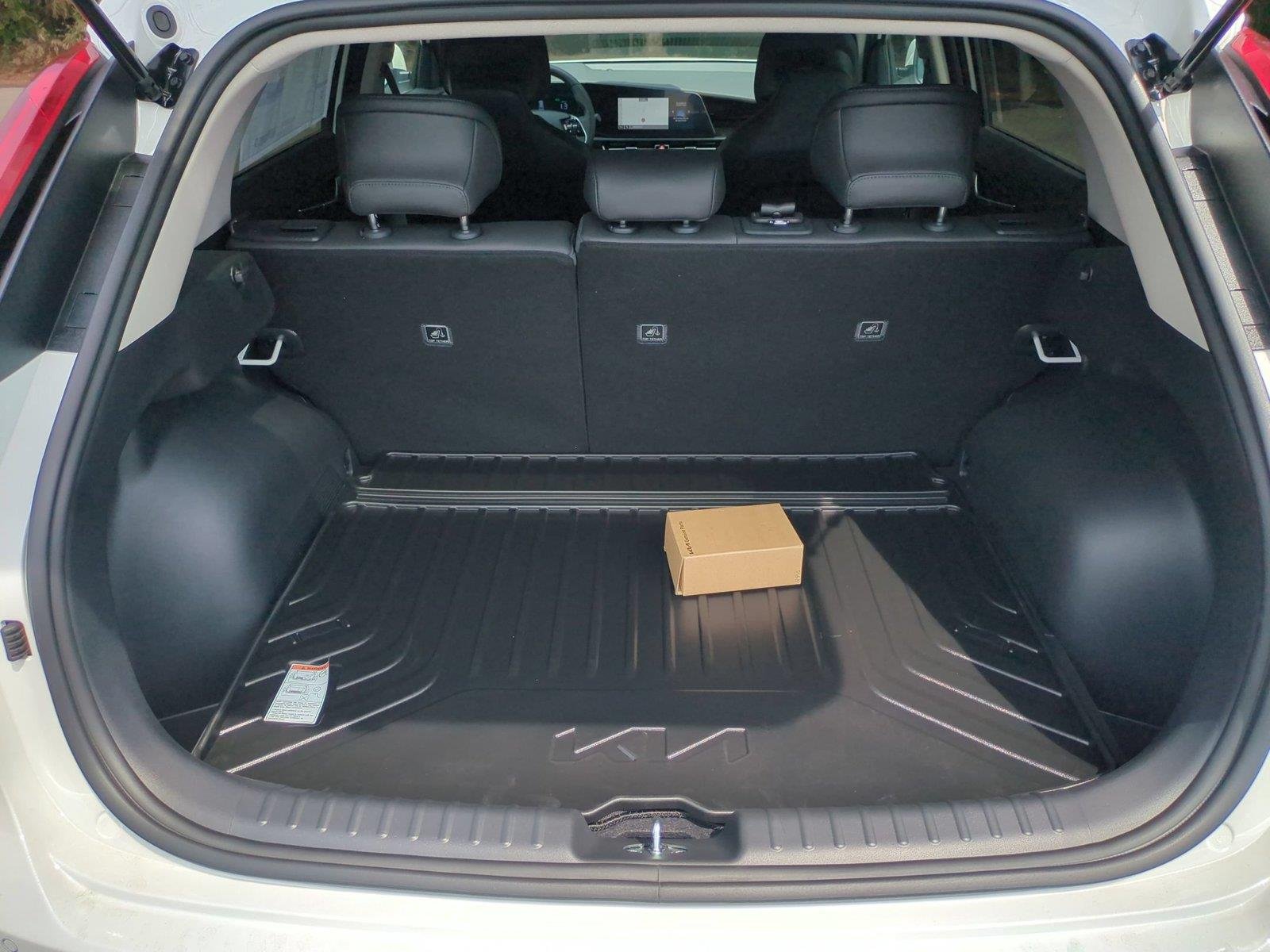 New 2026 Snow White Pearl Kia EX image 35
