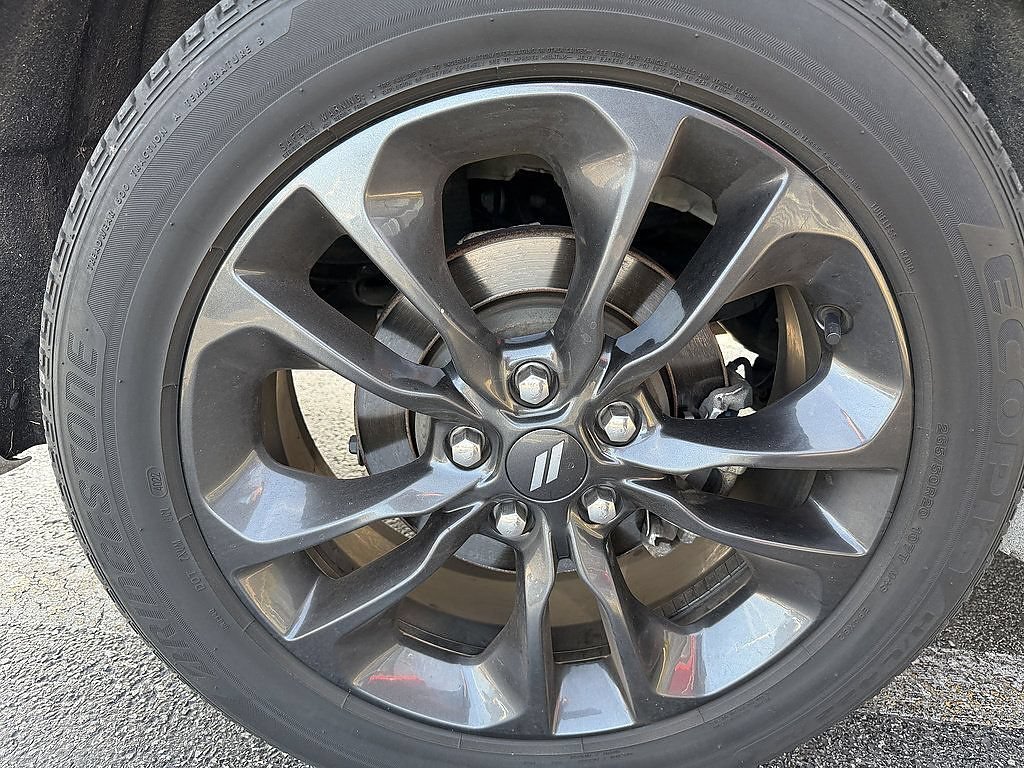 Used 2022 White Knuckle Clear Coat Dodge R/T HEMI Orange image 88