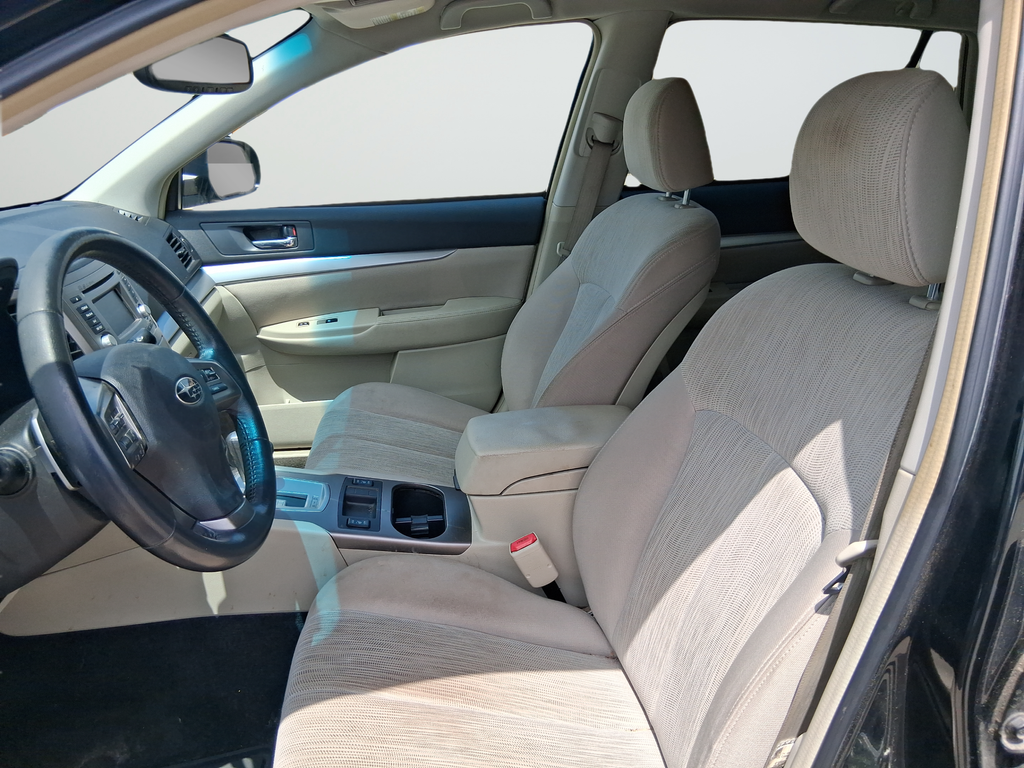 Used 2014 Black Subaru 2.5i Premium image 10