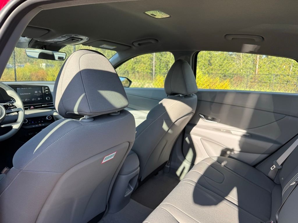 2026 Hyundai Elantra SEL Sport - Photo 17