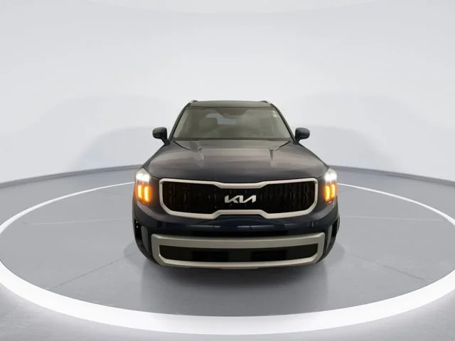 Used 2024 Black Kia EX image 9