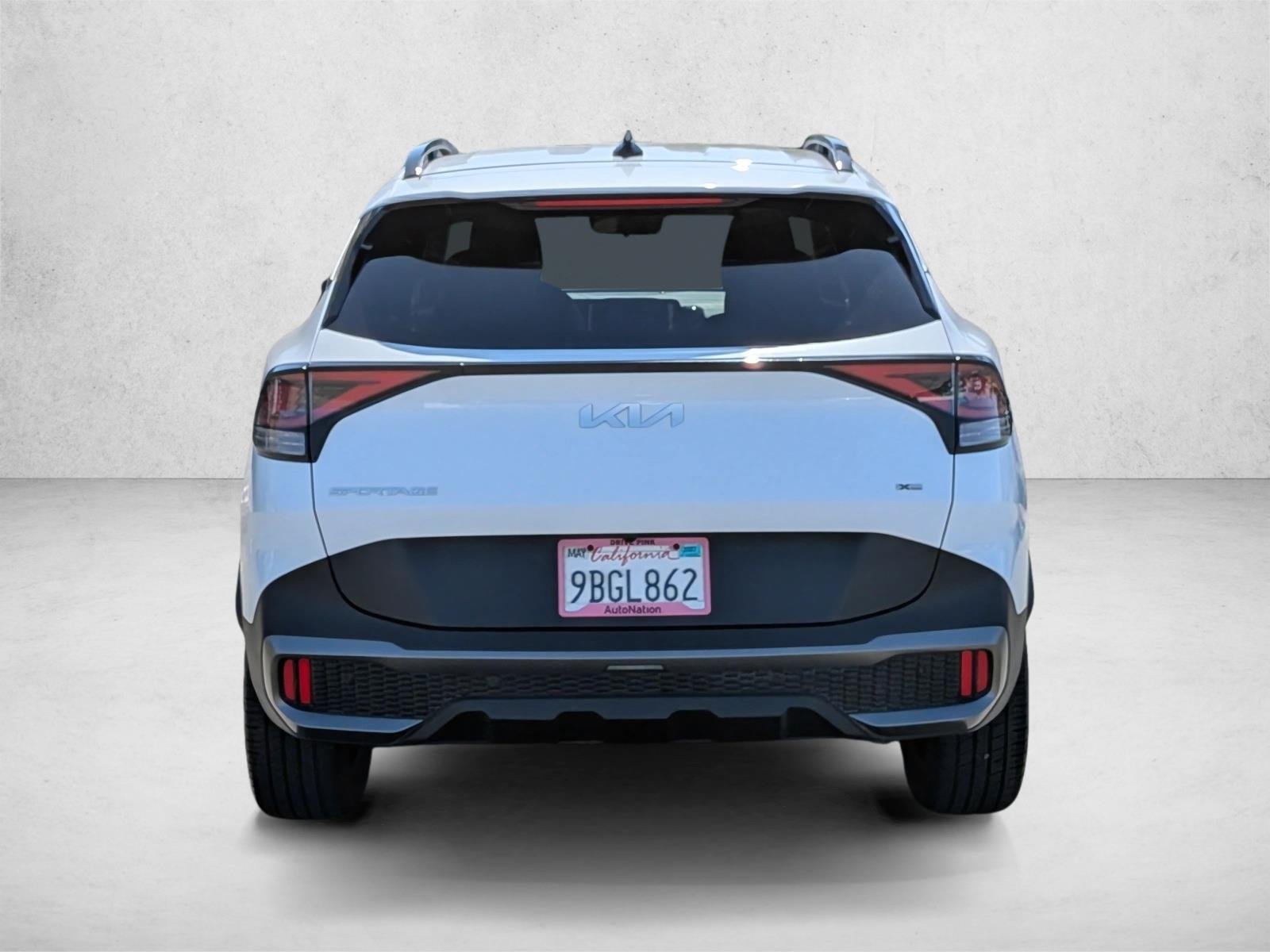 Used 2023 Glacial White Pearl Kia X-Line image 7