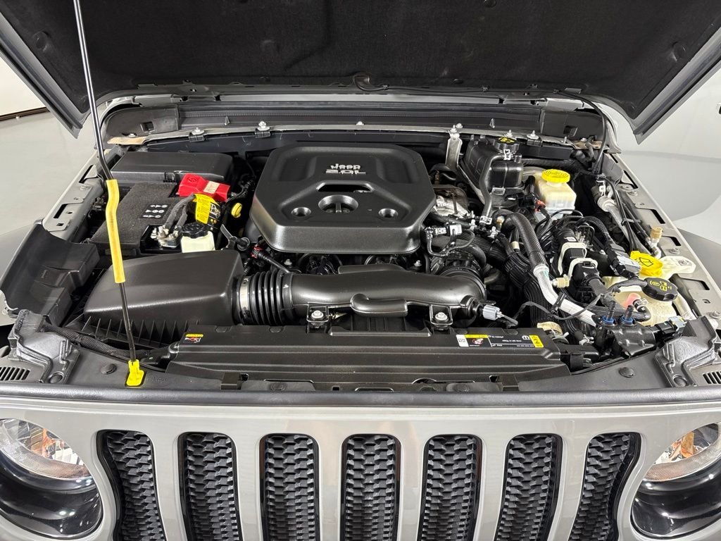 Used 2022 Gray Jeep Unlimited Sport Altitude image 39
