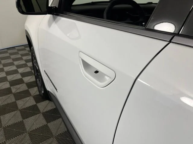 Used 2026 White Jeep Limited image 13