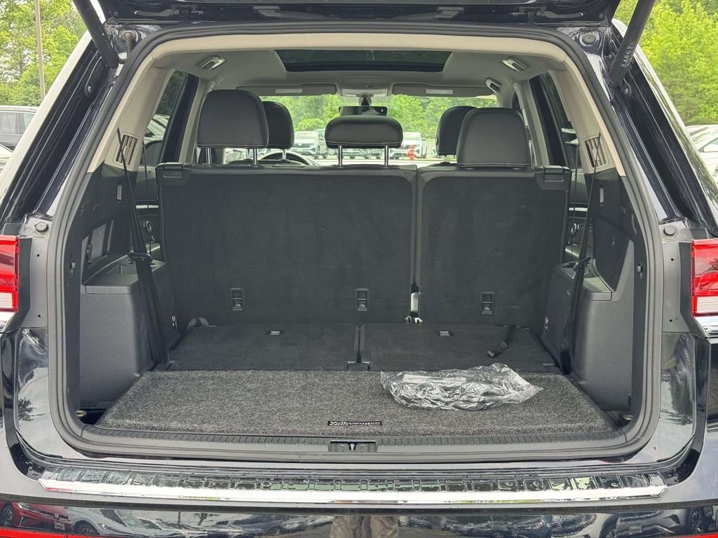 2023 Volkswagen Atlas SE w/Tech - Photo 29