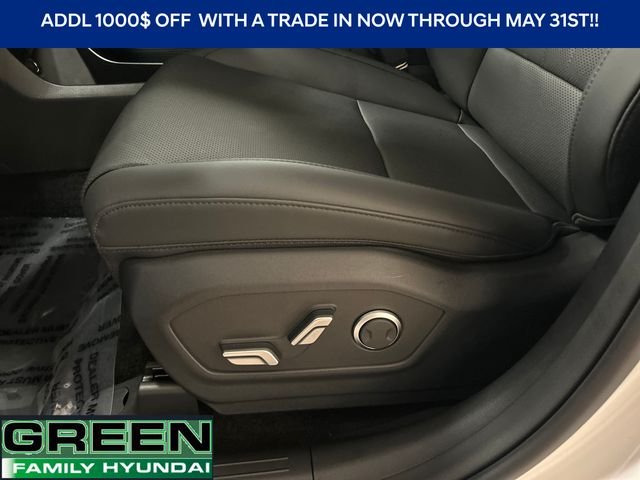 New 2026 White Hyundai SEL image 12