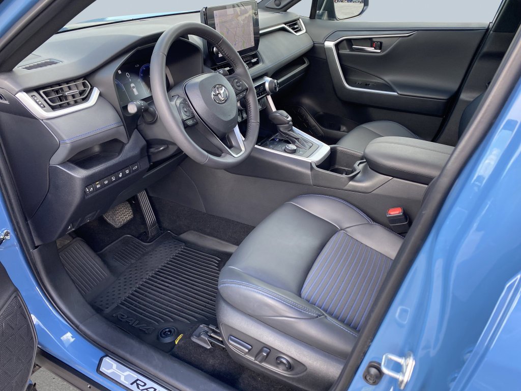 2024 Toyota RAV4 XSE - Photo 10