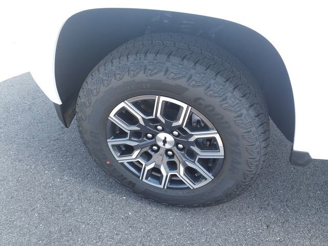 2026 Chevrolet Colorado Z71 - Photo 10