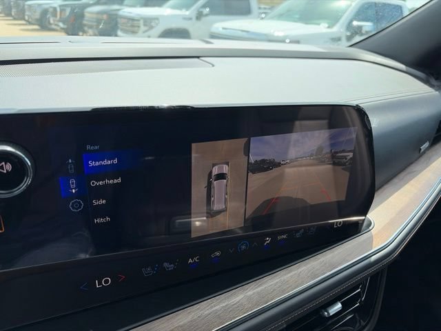 2026 Chevrolet Suburban High Country - Photo 62