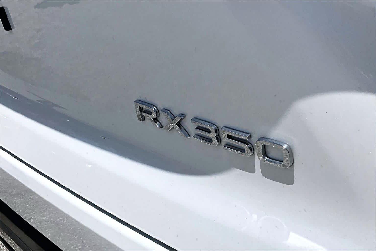 Used 2024 Eminent White Pearl Lexus Premium image 10
