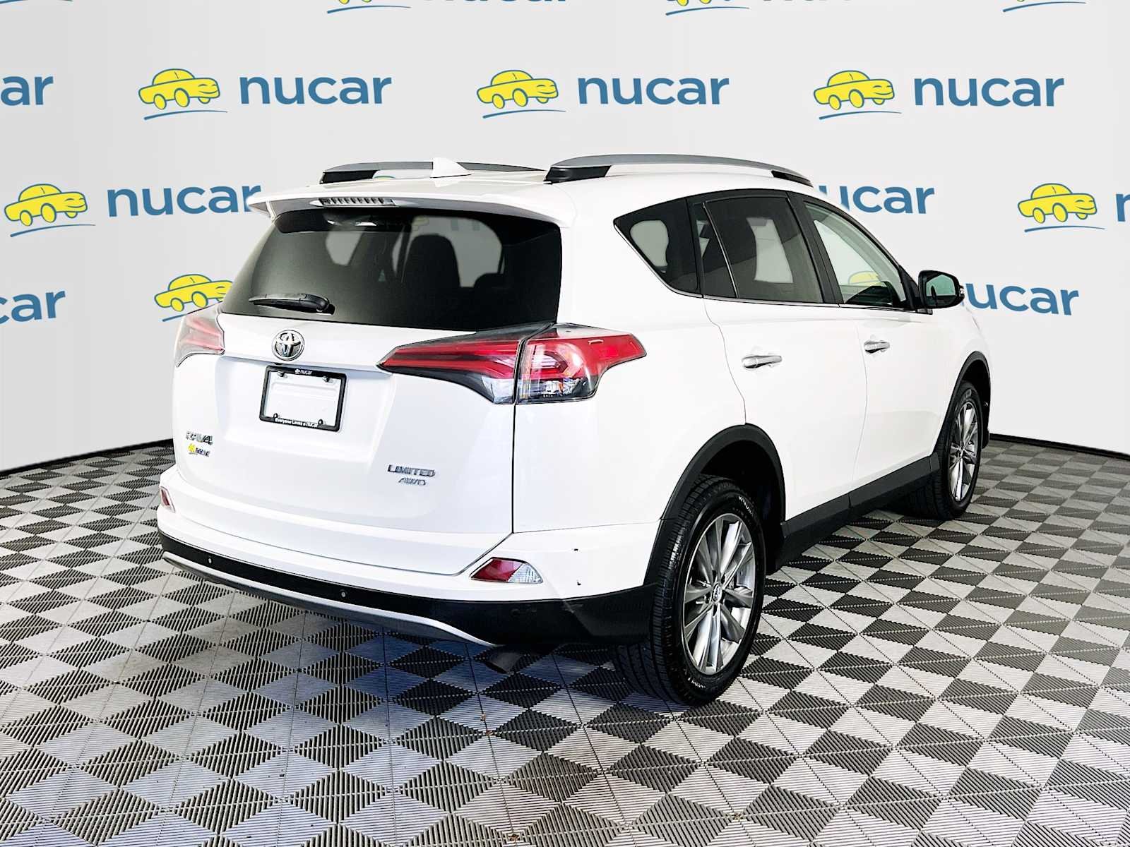 Used 2017 Blizzard Pearl Toyota Limited image 7