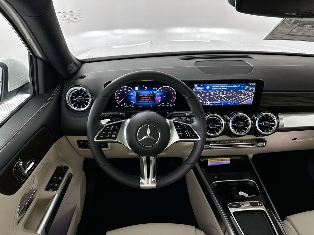 New 2026 Polar White Mercedes-Benz GLB 250 image 54