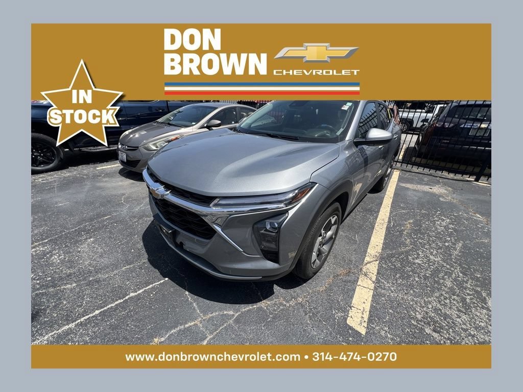 Used 2025 Sterling Gray Metallic Chevrolet LT image 1