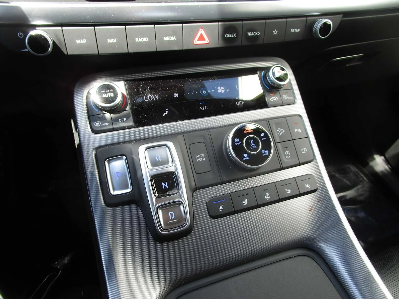 Used 2023 Abyss Black Pearl Hyundai Calligraphy image 22