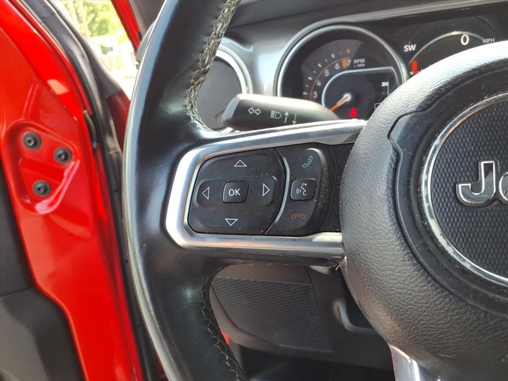 Used 2018 Red Jeep Unlimited Sahara image 19