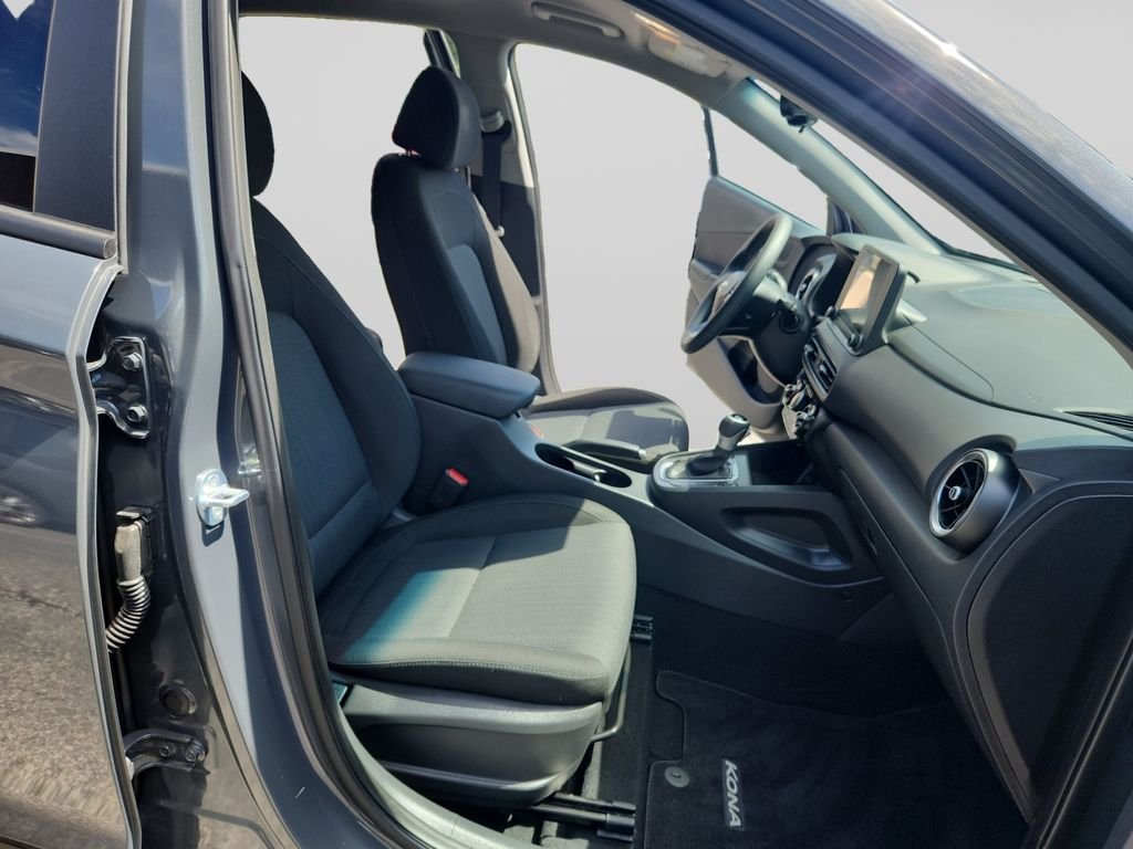 Used 2023 Gray Hyundai SEL image 17