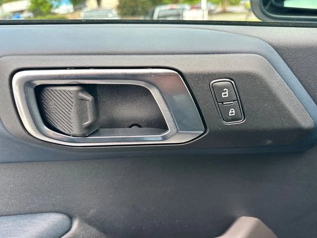 Used 2022  Ford Outer Banks image 19