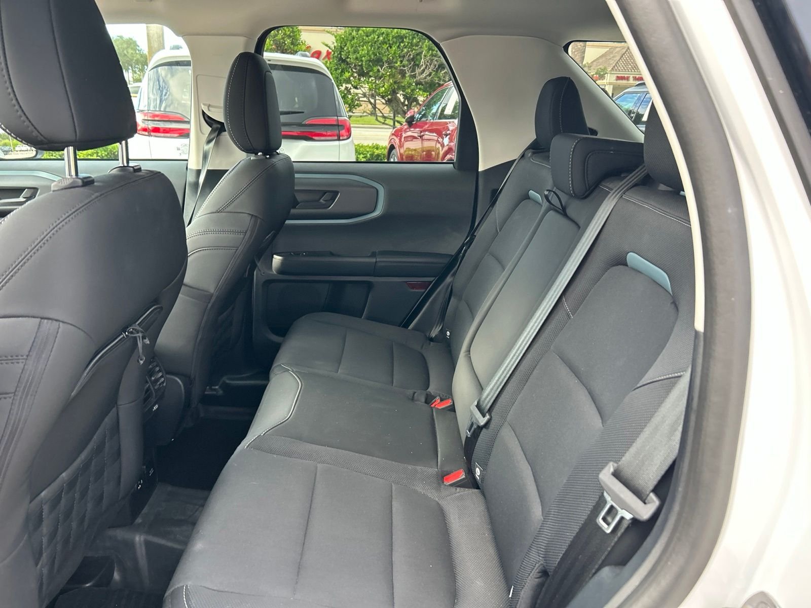 Used 2024 White Ford Badlands image 11