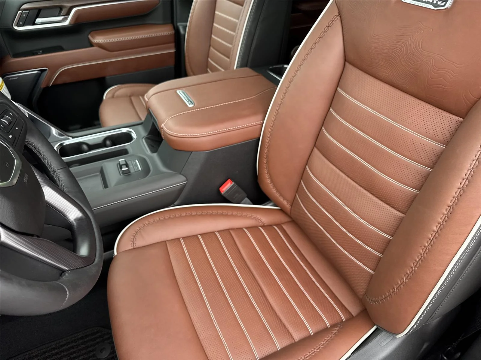 New 2026 Onyx Black GMC Denali Ultimate image 32
