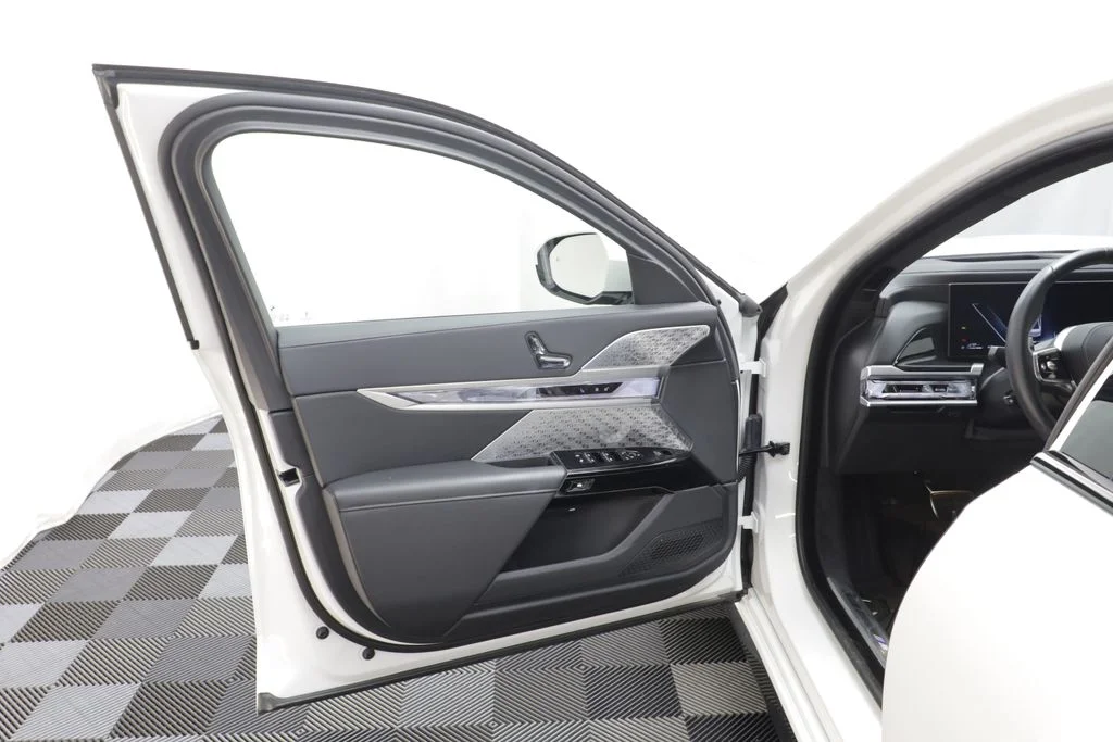 Certified Used 2026 White BMW 750e xDrive image 5