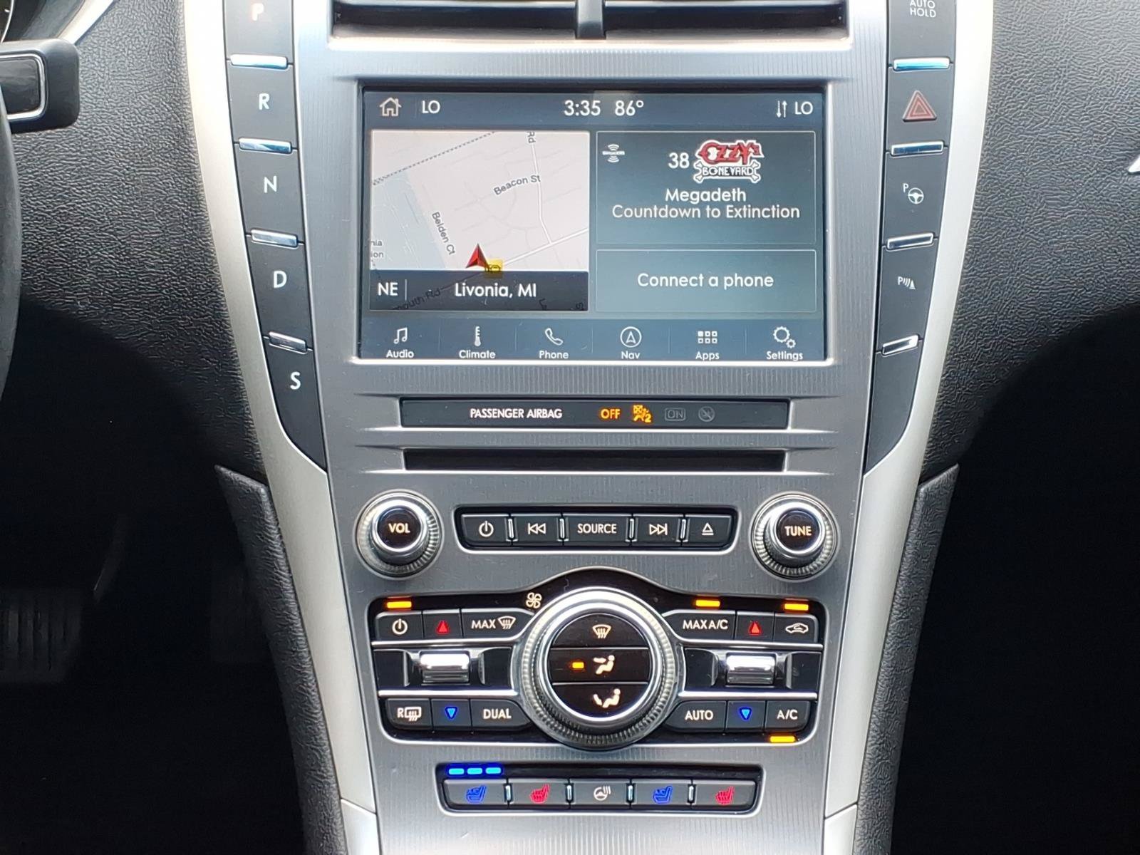 Used 2019 Infinite Black Metallic Lincoln Reserve II image 9