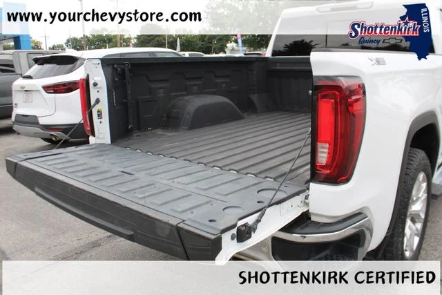 Used 2021 White GMC SLT image 7
