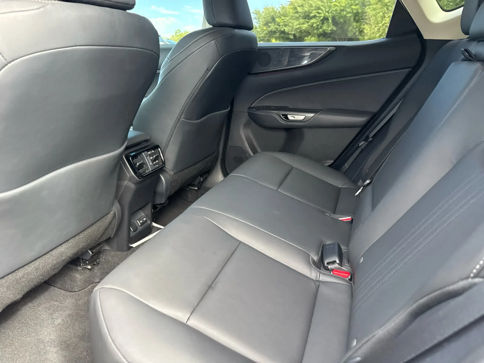 Certified Used 2025 Eminent White Pearl Lexus Premium image 17