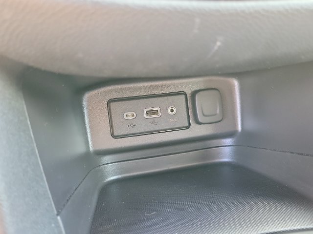 2024 Chevrolet Equinox LT - Photo 34
