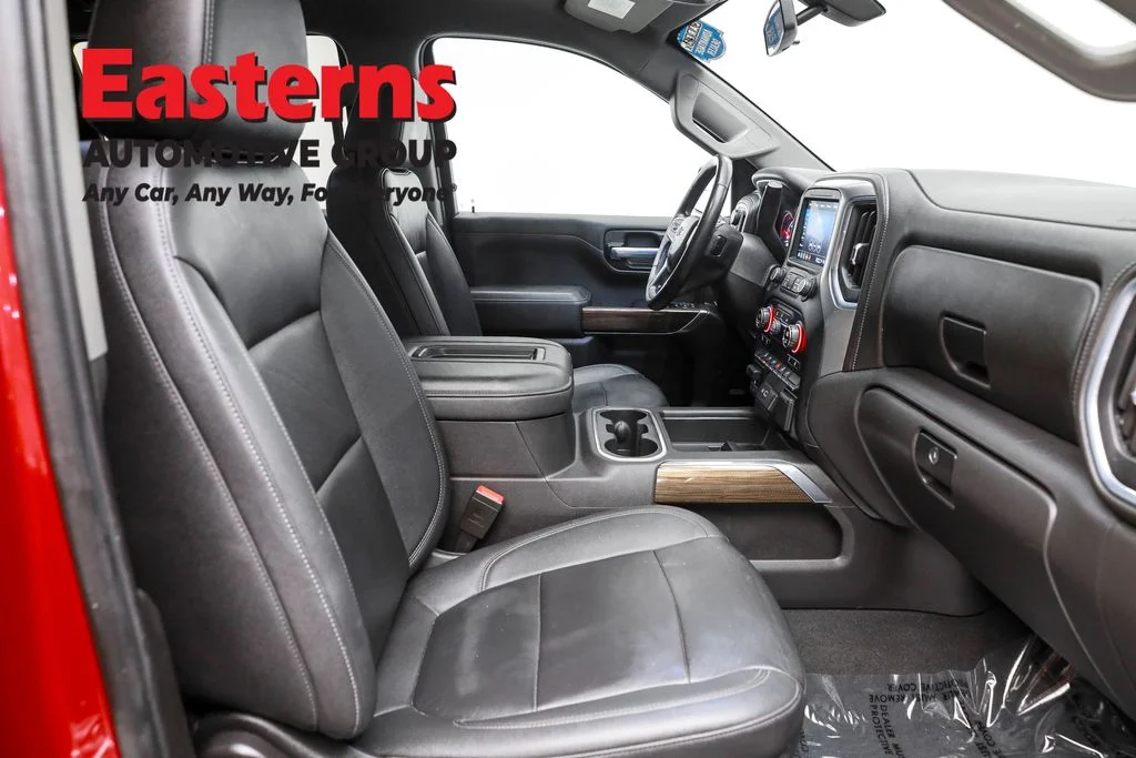 Used 2021 Red Chevrolet RST image 24