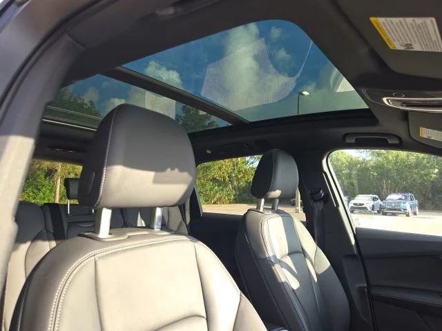 Used 2025 Carrara White Audi Premium Plus image 13