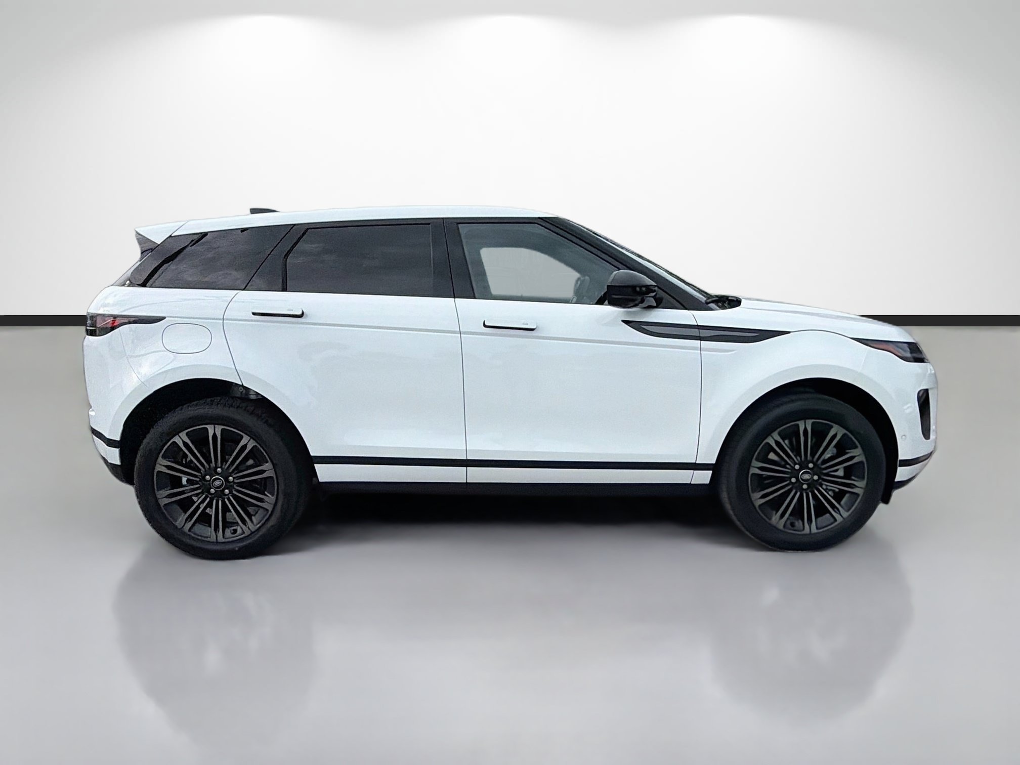 New 2026 Fuji White Land Rover Core S image 6