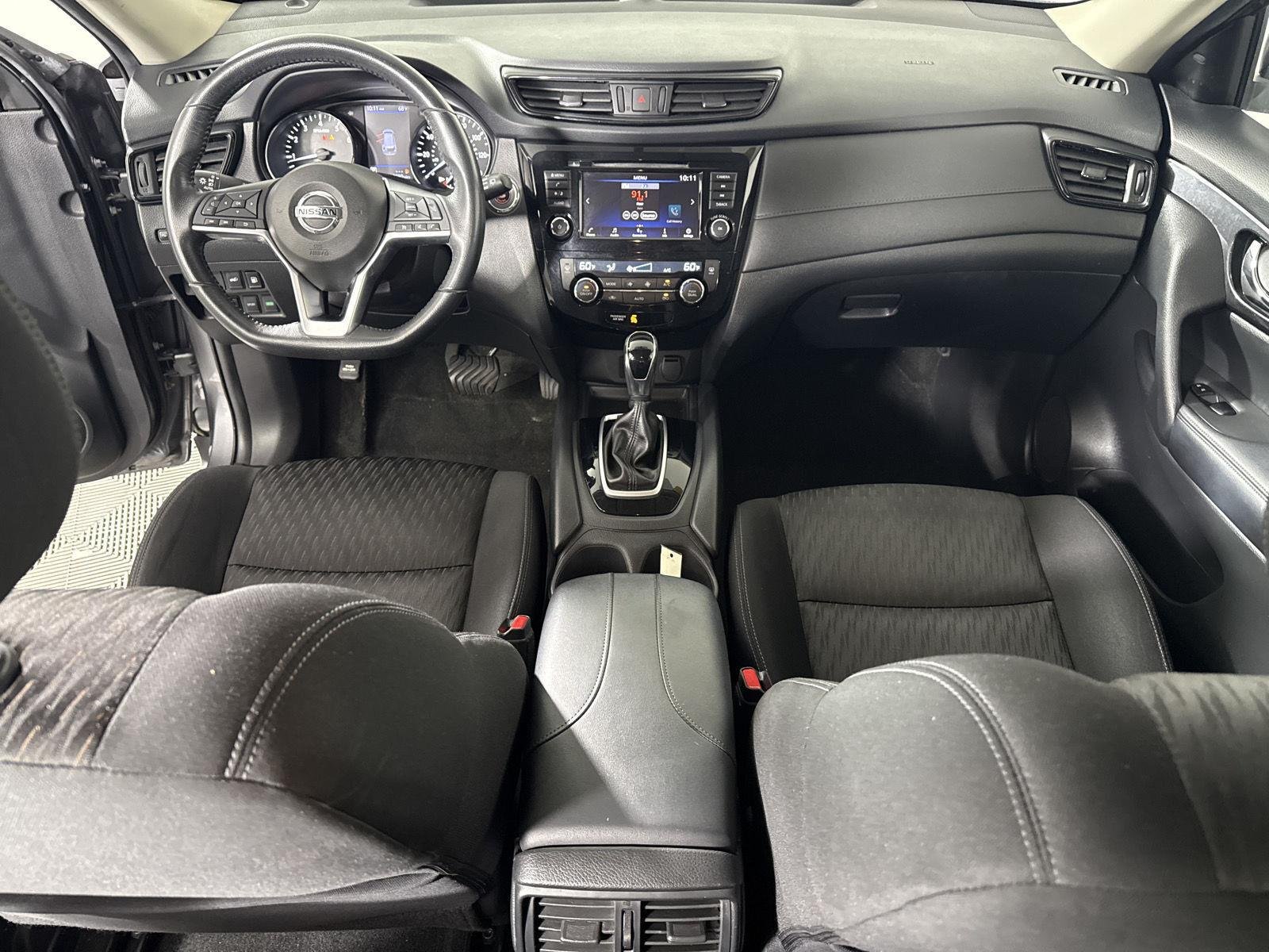Used 2018 Gun Metallic Nissan SV image 24
