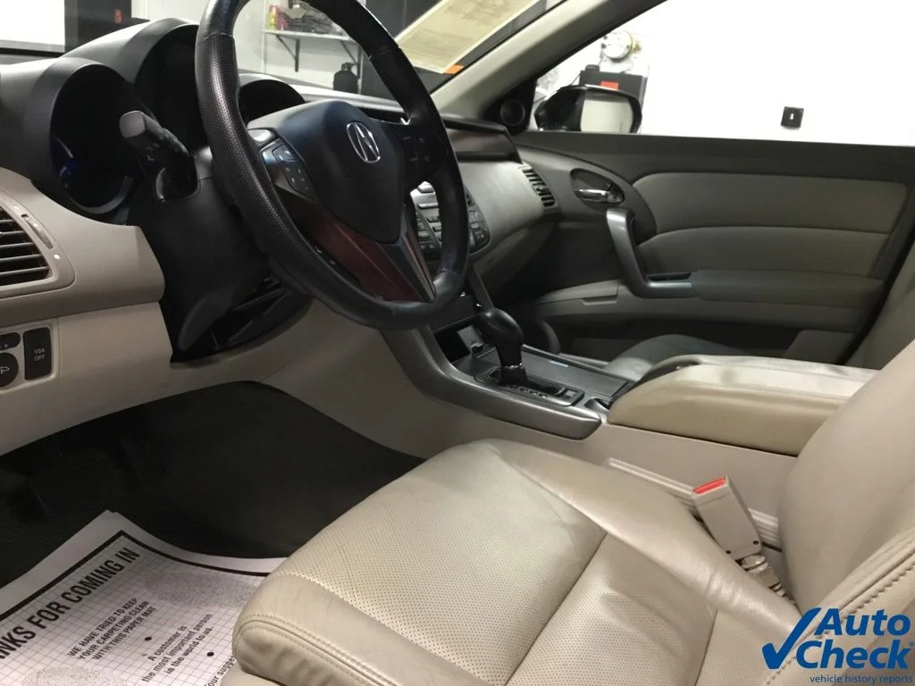 Used 2011 Black Acura Base image 21