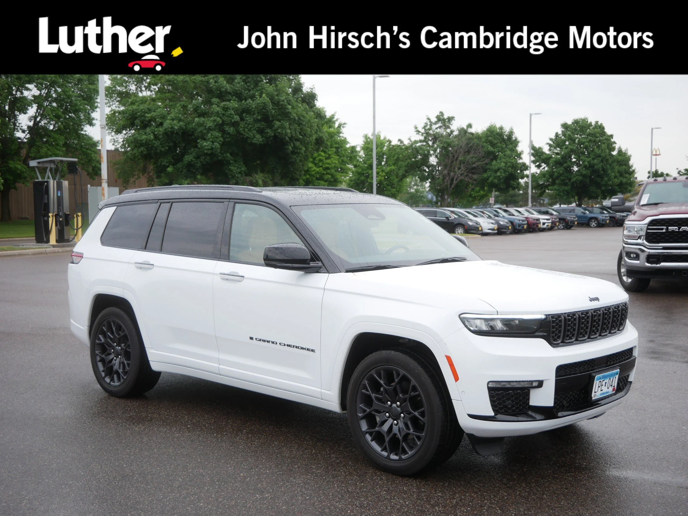 2024 Jeep Grand Cherokee L Summit Reserve 4x4's photo