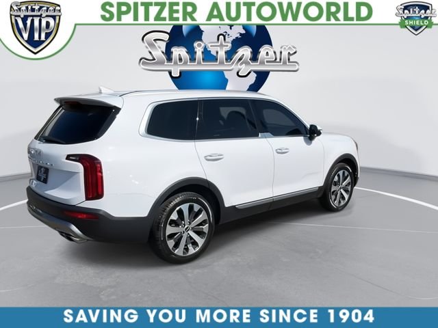 Used 2022 White Kia S image 10