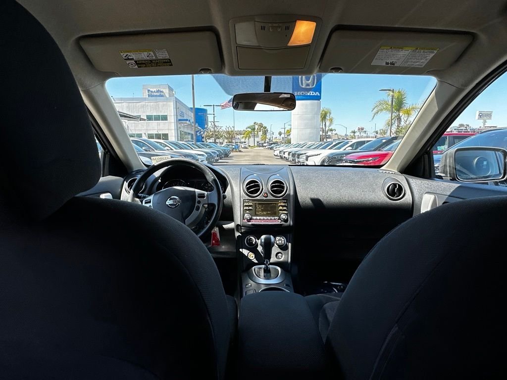 Used 2012 Black Nissan S image 18